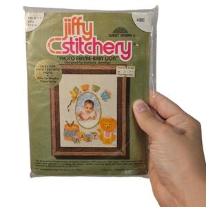 VTG 1977 Sunset Designs Jiffy Stitchery Baby Lion Photo Frame Cross Stitch Kit